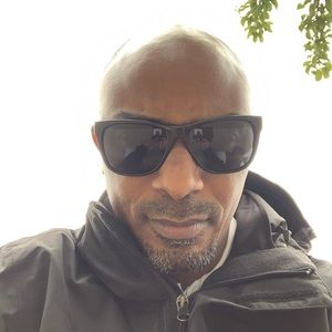 Meet your Posher, Robert